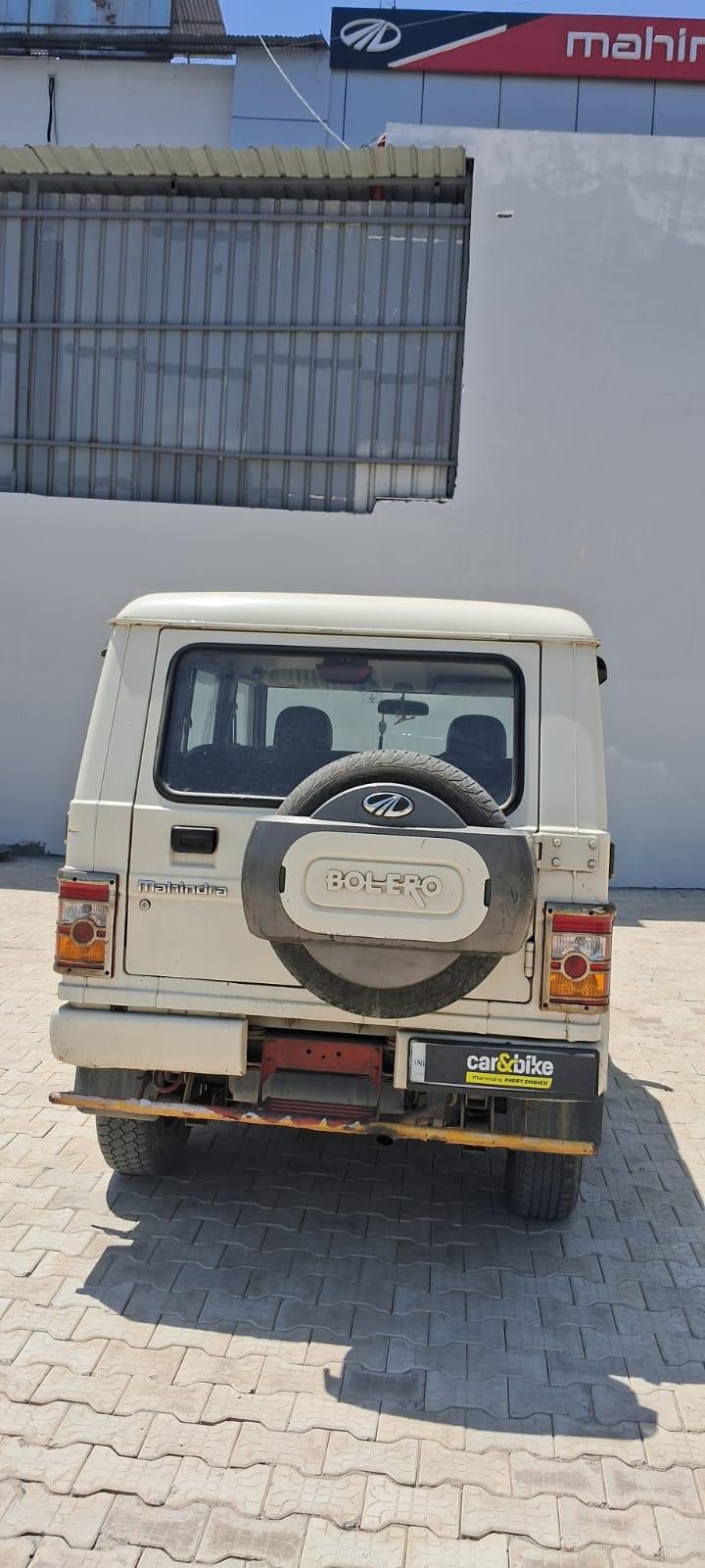 यूज़्ड 2017 महिंद्रा बोलेरो, Patanjali Yogpeeth, Haridwar 3 यूज़्ड 2017 महिंद्रा बोलेरो, Patanjali Yogpeeth, Haridwar 3