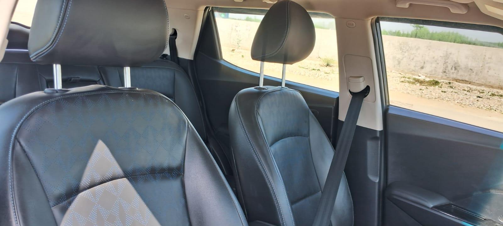 यूज़्ड 2023 महिंद्रा XUV400, Patanjali Yogpeeth, Haridwar 13 यूज़्ड 2023 महिंद्रा XUV400, Patanjali Yogpeeth, Haridwar 13