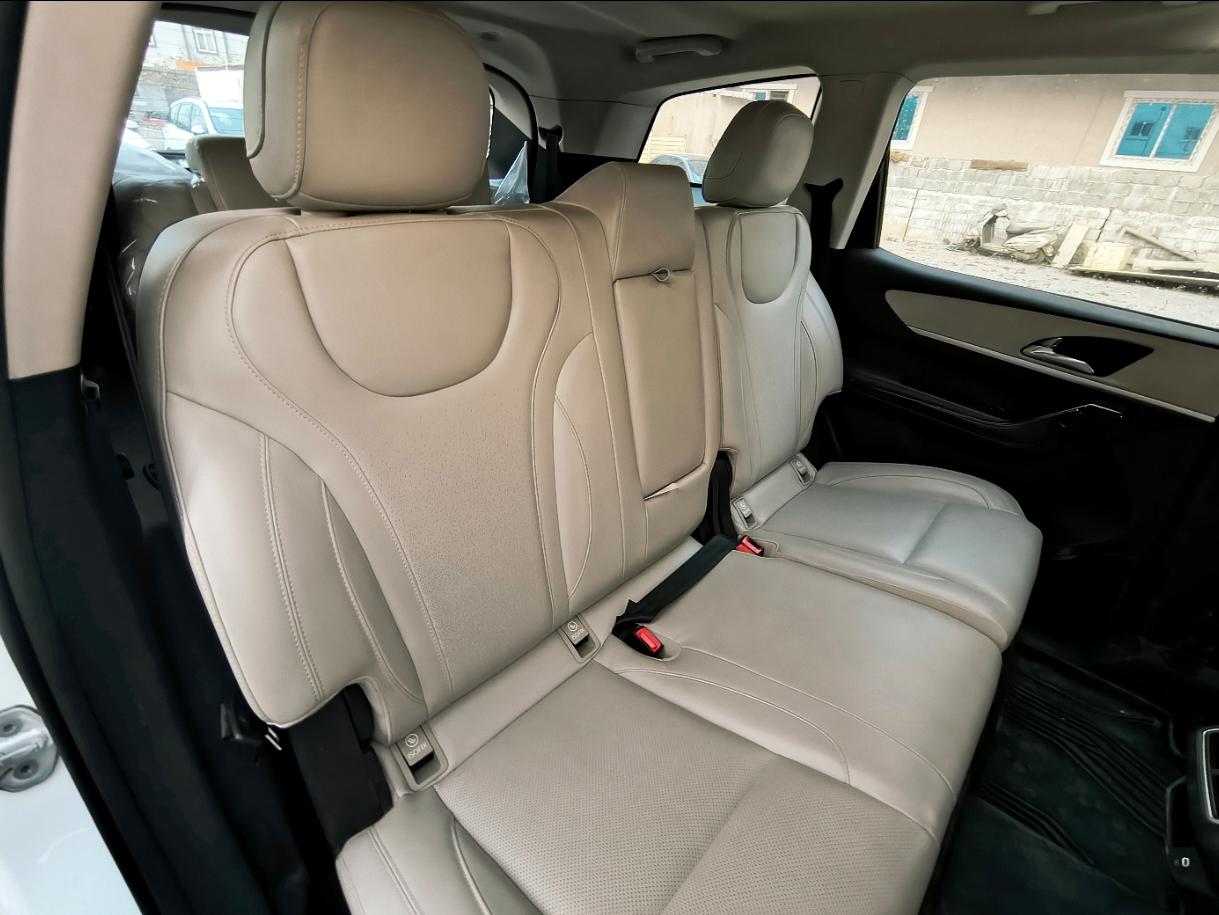 यूज़्ड 2023 महिंद्रा एक्सयूवी700, Cyberabad, Hyderabad 16 यूज़्ड 2023 महिंद्रा एक्सयूवी700, Cyberabad, Hyderabad 16