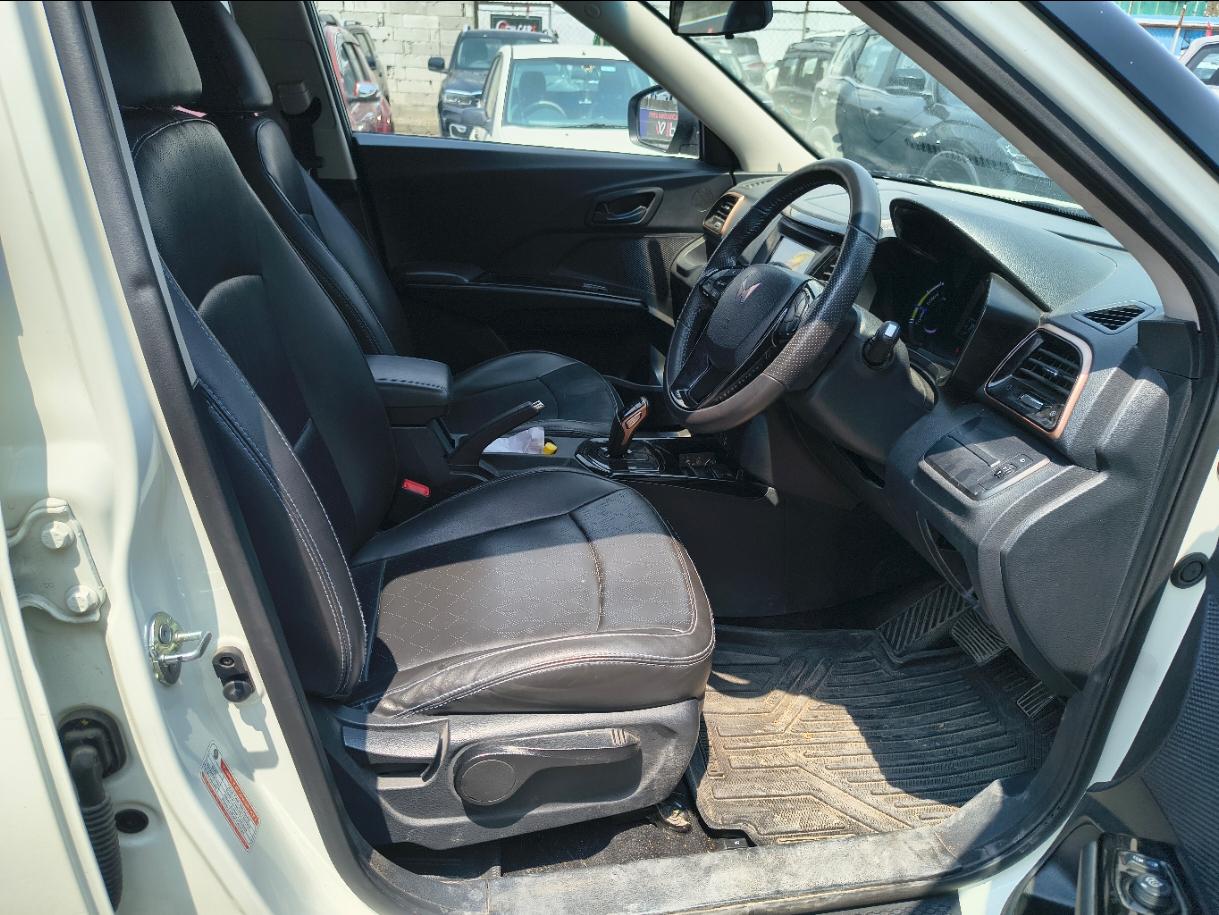 यूज़्ड 2023 महिंद्रा XUV400, Cyberabad, Hyderabad 13 यूज़्ड 2023 महिंद्रा XUV400, Cyberabad, Hyderabad 13