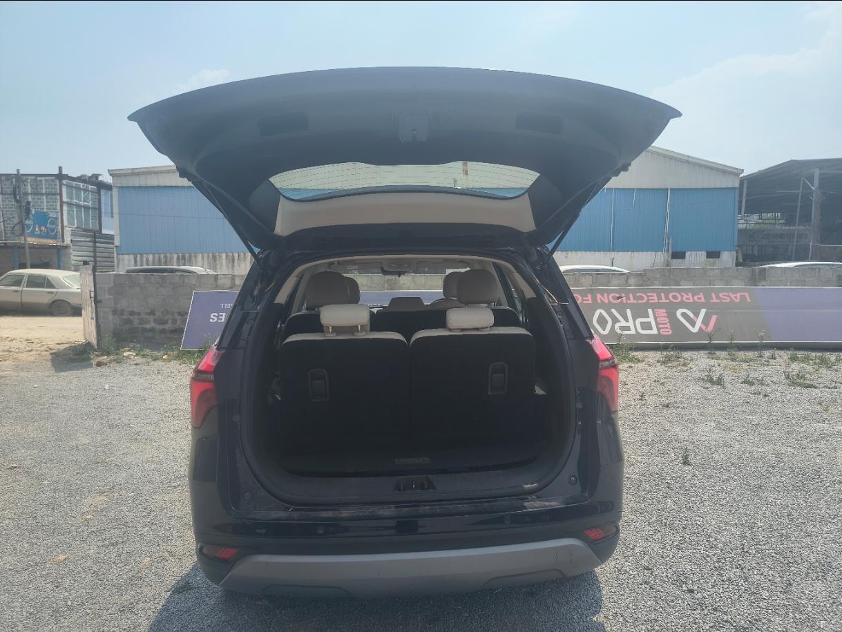 यूज़्ड 2023 महिंद्रा एक्सयूवी700, Cyberabad, Hyderabad 9 यूज़्ड 2023 महिंद्रा एक्सयूवी700, Cyberabad, Hyderabad 9