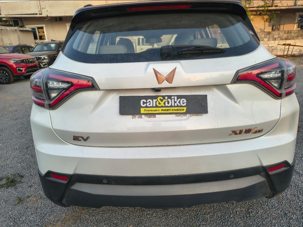 यूज़्ड 2024 महिंद्रा XUV400, Cyberabad, Hyderabad 3 यूज़्ड 2024 महिंद्रा XUV400, Cyberabad, Hyderabad 3