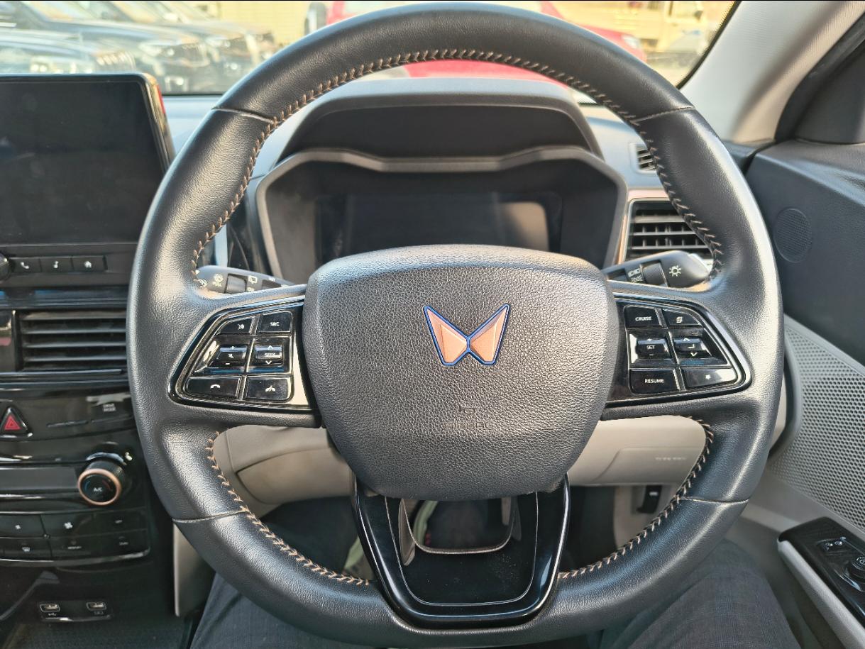 यूज़्ड 2024 महिंद्रा XUV400, Cyberabad, Hyderabad 12 यूज़्ड 2024 महिंद्रा XUV400, Cyberabad, Hyderabad 12