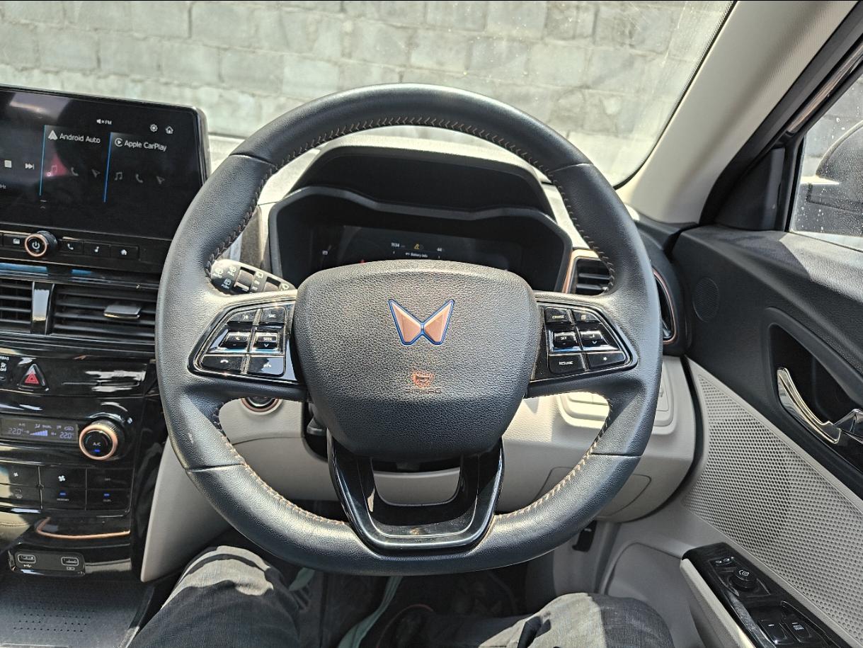 यूज़्ड 2024 महिंद्रा XUV400, Cyberabad, Hyderabad 12 यूज़्ड 2024 महिंद्रा XUV400, Cyberabad, Hyderabad 12
