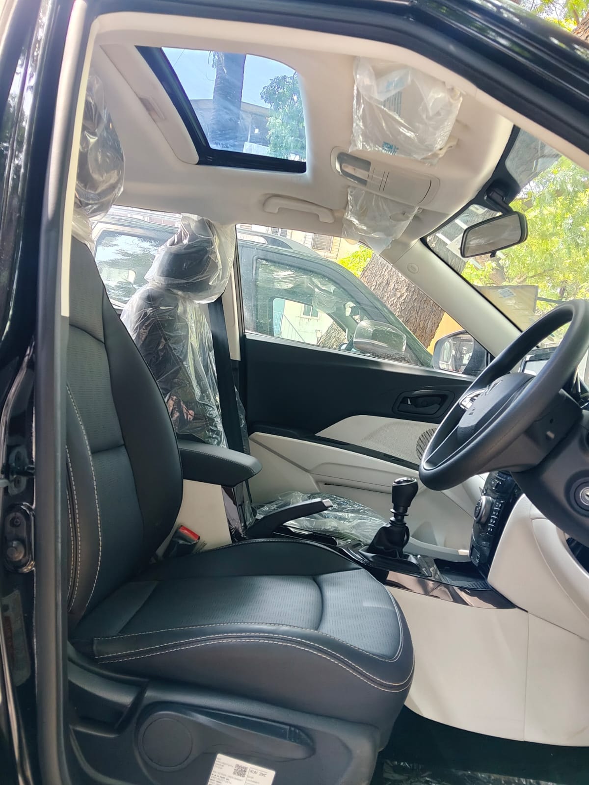 Used 2025 Mahindra XUV 3XO Used 2025 Mahindra XUV 3XO
