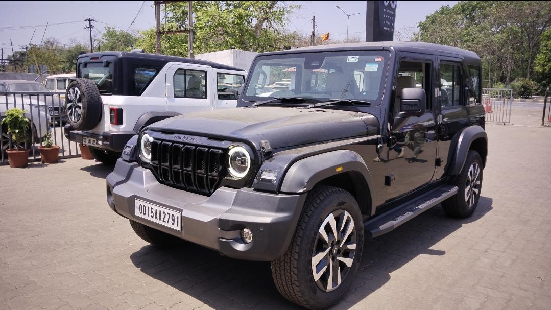 2024 महिंद्रा थार रॉक्स AX7L Diesel 4X4 AT 2024 महिंद्रा थार रॉक्स AX7L Diesel 4X4 AT