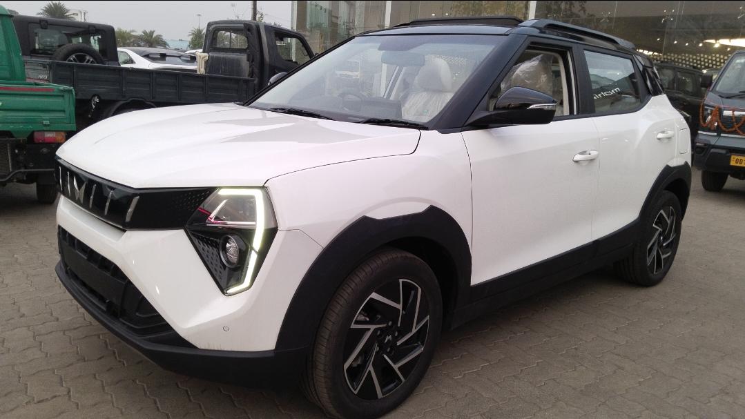 2024 महिंद्रा एक्सयूवी 3XO MX2 2024 महिंद्रा एक्सयूवी 3XO MX2