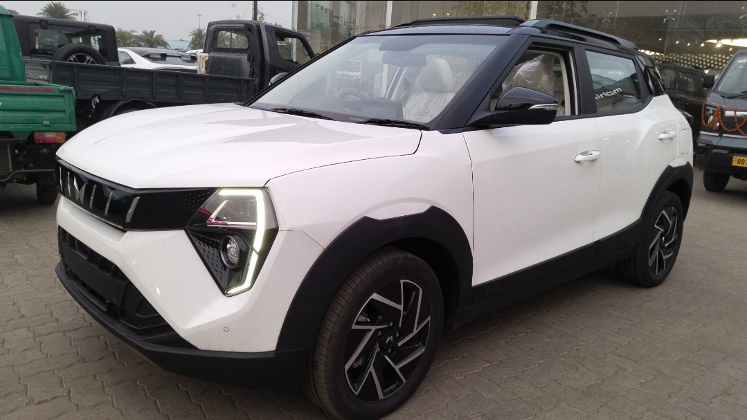 Used 2024 Mahindra XUV 3XO Used 2024 Mahindra XUV 3XO