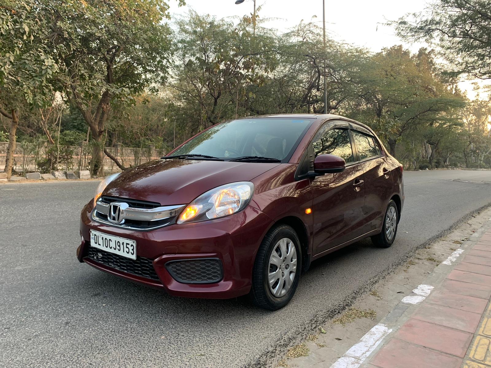 2017 होंडा अमेज़ S (OP) MT Petrol 2017 होंडा अमेज़ S (OP) MT Petrol