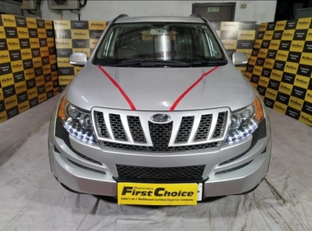 2013 महिंद्रा एक्सयूवी500 W8 FWD 2013 महिंद्रा एक्सयूवी500 W8 FWD