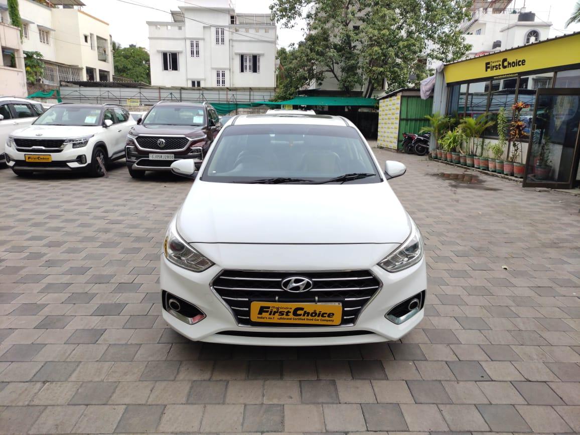 2017 ह्युंडई वरना 1.6 CRDi SX (O) 2017 ह्युंडई वरना 1.6 CRDi SX (O)