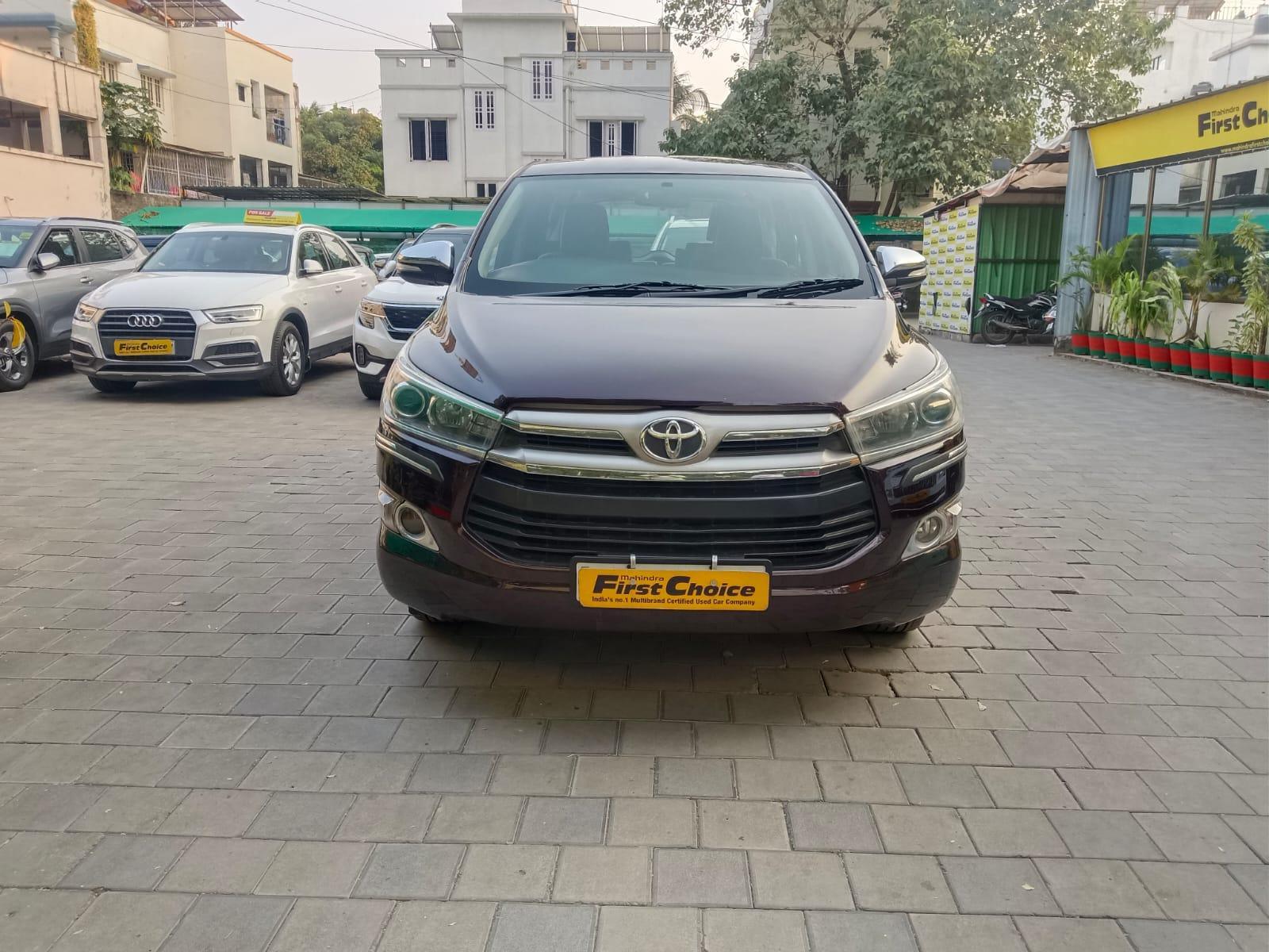 2016 टोयोटा इनोवा क्रिस्टा 2.8 Z 7 STR 2016 टोयोटा इनोवा क्रिस्टा 2.8 Z 7 STR