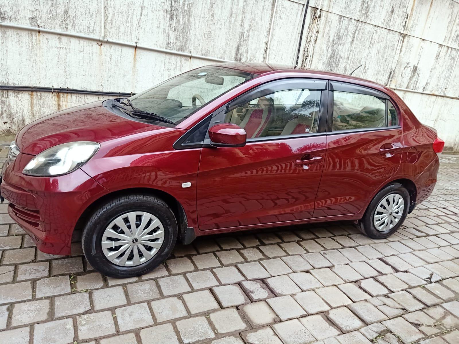 2013 होंडा अमेज़ S MT Diesel BS IV 2013 होंडा अमेज़ S MT Diesel BS IV