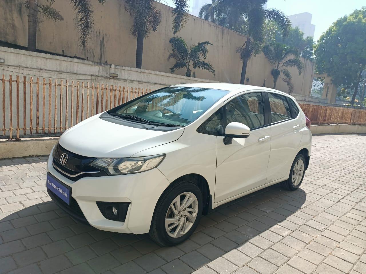 2015 होंडा जैज़ V MT Petrol BS IV 2015 होंडा जैज़ V MT Petrol BS IV