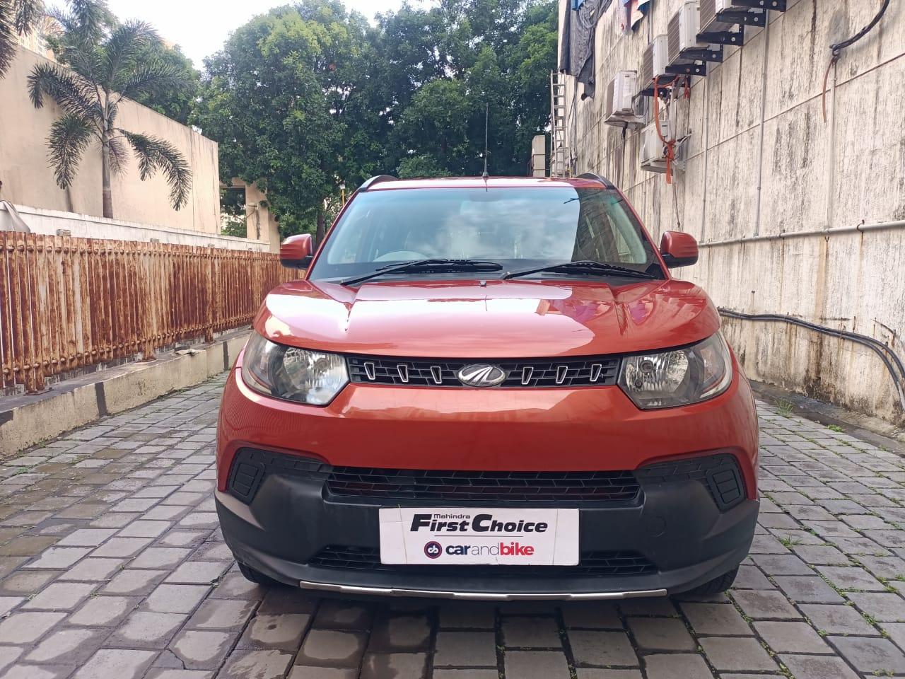 2016 महिंद्रा केयूवी 100 K6 Petrol 6 Seater (2016-2017) 2016 महिंद्रा केयूवी 100 K6 Petrol 6 Seater (2016-2017)