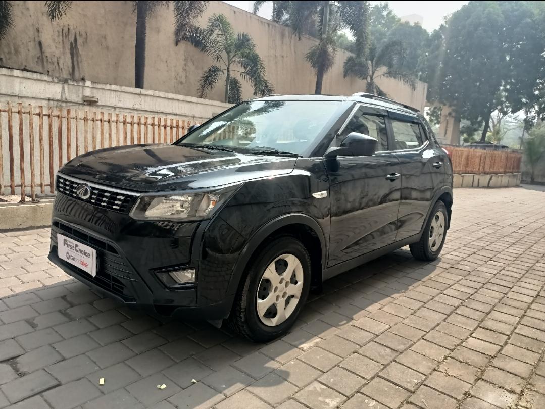 2022 महिंद्रा एक्सयूवी300 W6 Diesel BS IV 2022 महिंद्रा एक्सयूवी300 W6 Diesel BS IV