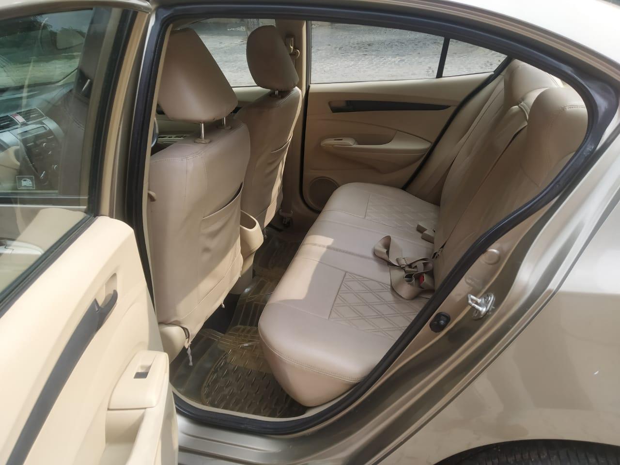 2012 होंडा सिटी 1.5 S MT 2012 होंडा सिटी 1.5 S MT