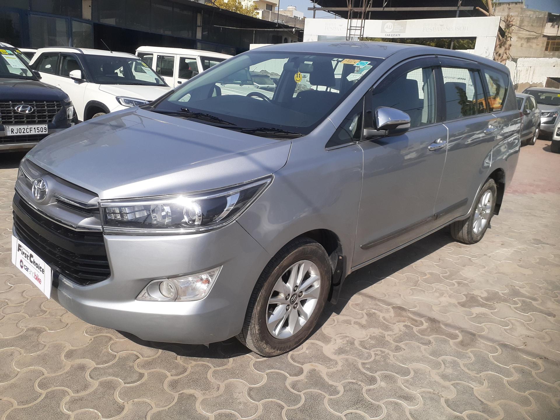 2017 टोयोटा इनोवा क्रिस्टा 2.4 Z 7 STR 2017 टोयोटा इनोवा क्रिस्टा 2.4 Z 7 STR