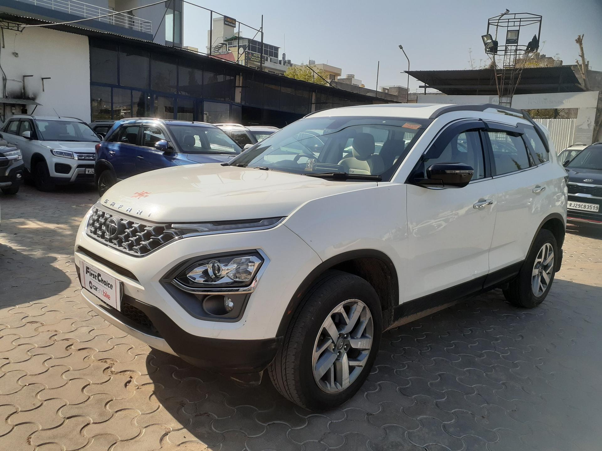 2022 टाटा सफारी XZA Plus 2022 टाटा सफारी XZA Plus