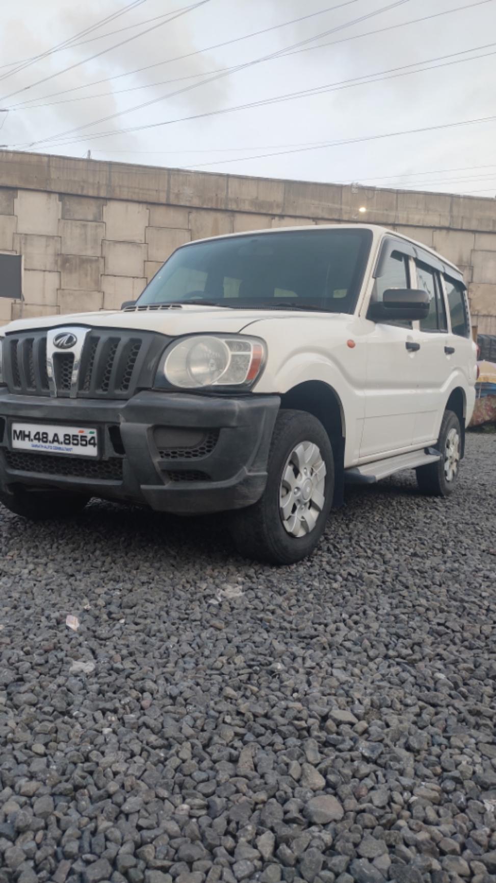 2012 महिंद्रा स्कॉर्पियो S4 Plus 4WD 1.99 Litre 2012 महिंद्रा स्कॉर्पियो S4 Plus 4WD 1.99 Litre