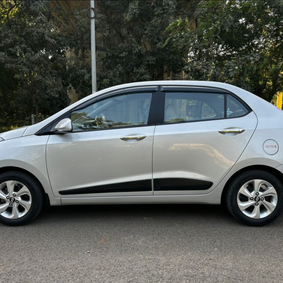 View 2019 Hyundai Xcent SX Petrol Image 4 Used 2019 Hyundai Xcent SX Petrol Image 4