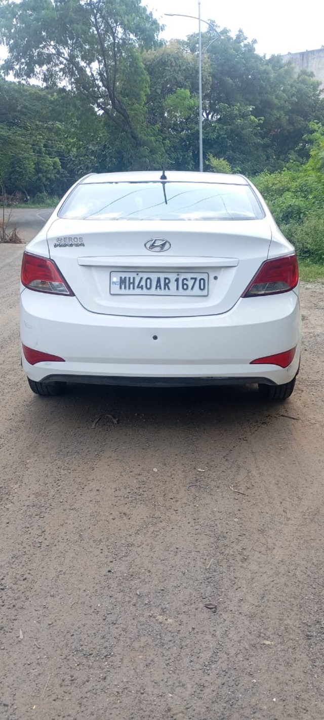 View Hyundai Fluidic Verna Image 3 Used Hyundai Fluidic Verna Image 3