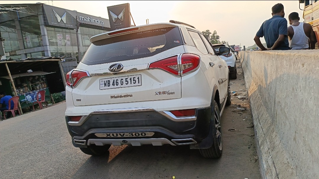 Used 2020 Mahindra XUV300 Used 2020 Mahindra XUV300