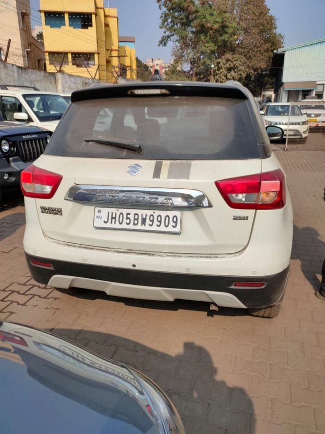 View Maruti Suzuki Vitara Brezza Image 6 Used Maruti Suzuki Vitara Brezza Image 6