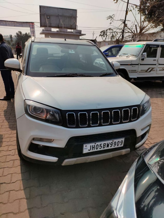 View Maruti Suzuki Vitara Brezza Image 3 Used Maruti Suzuki Vitara Brezza Image 3
