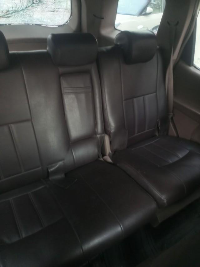 View Mahindra XUV500 Image 17 Used Mahindra XUV500 Image 17