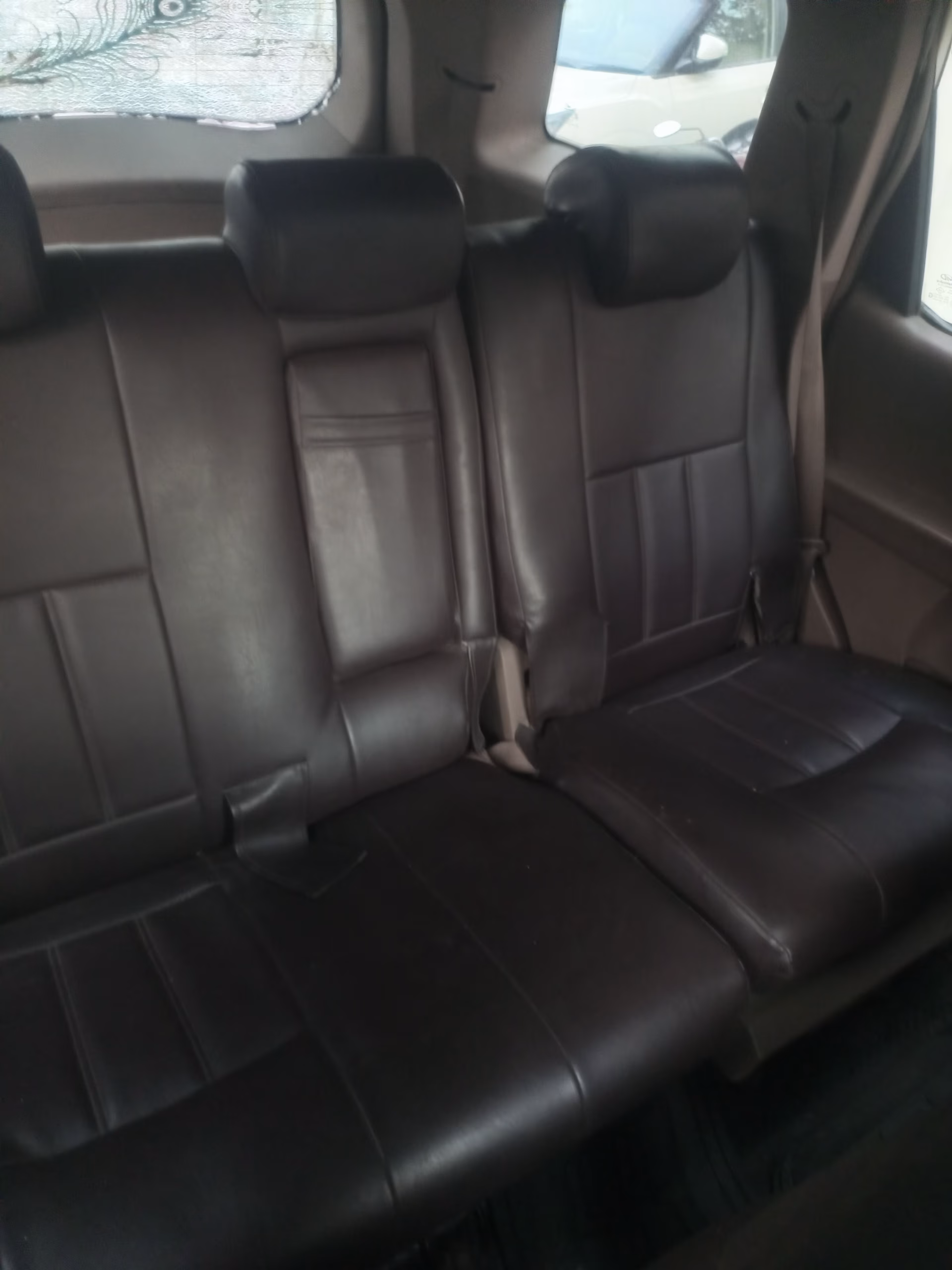 View 2013 Mahindra XUV500 W8 FWD Image 12 Used 2013 Mahindra XUV500 W8 FWD Image 12