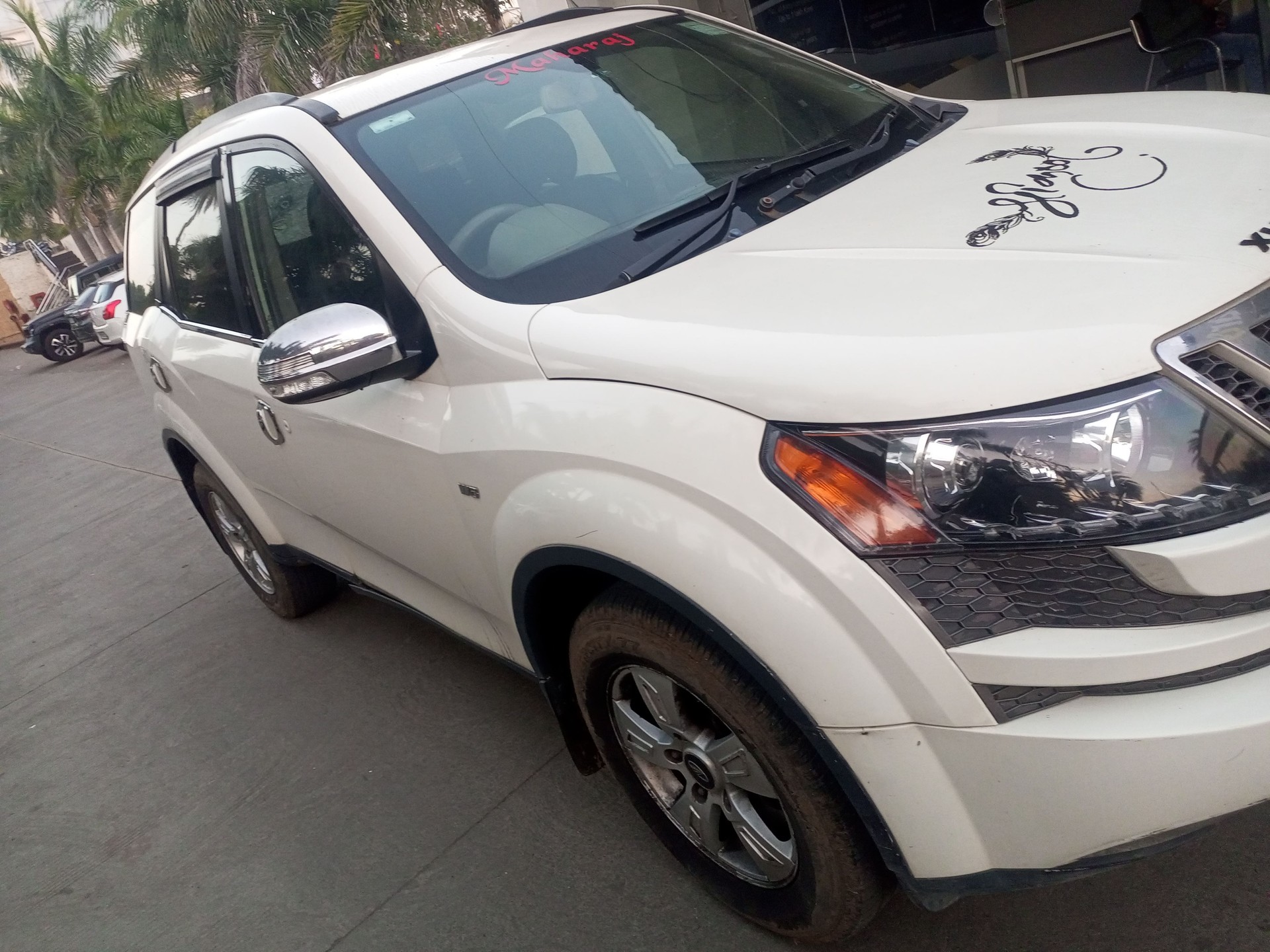 View 2013 Mahindra XUV500 W8 FWD Image 7 Used 2013 Mahindra XUV500 W8 FWD Image 7
