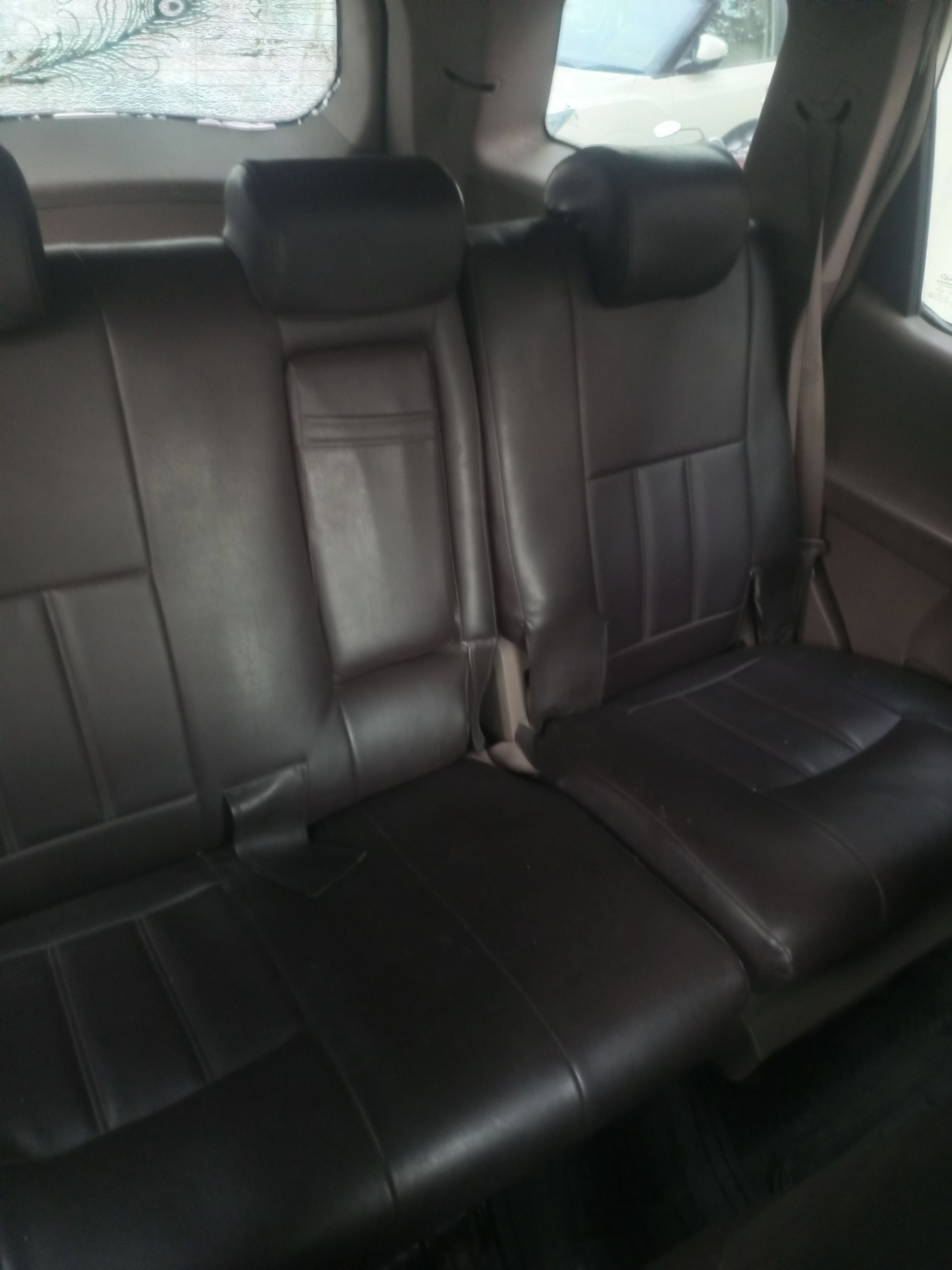 View 2013 Mahindra XUV500 W8 FWD Image 11 Used 2013 Mahindra XUV500 W8 FWD Image 11
