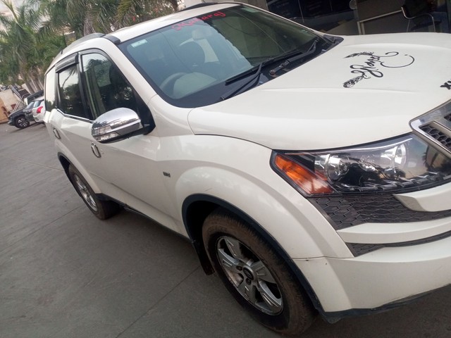 View Mahindra XUV500 Image 5 Used Mahindra XUV500 Image 5
