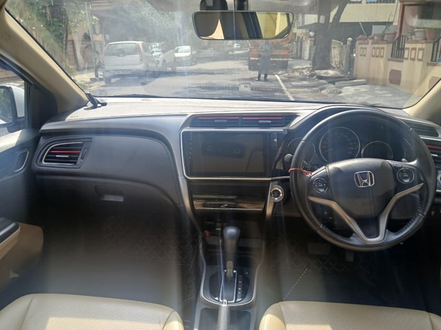 View Honda City ZX Image 15 Used Honda City ZX Image 15