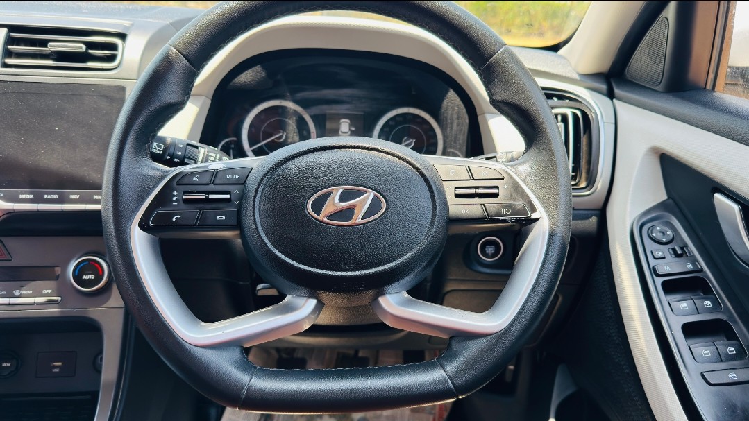 View 2022 Hyundai Creta SX MT Diesel Image 15 Used 2022 Hyundai Creta SX MT Diesel Image 15