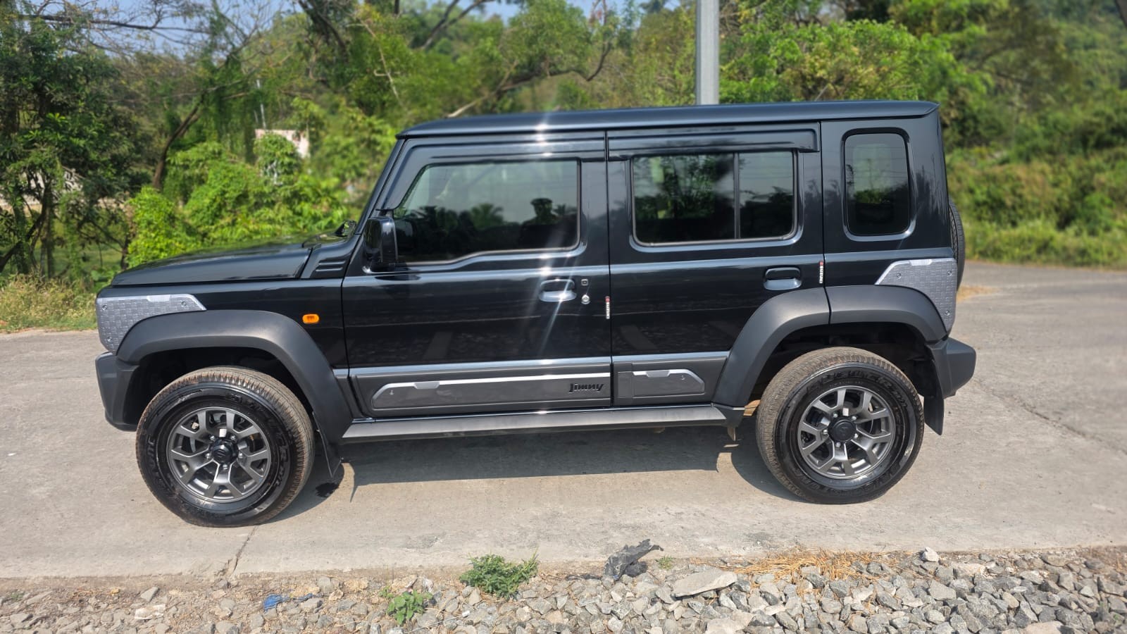 View 2025 Maruti Suzuki Jimny Alpha AT Image 4 Used 2025 Maruti Suzuki Jimny Alpha AT Image 4