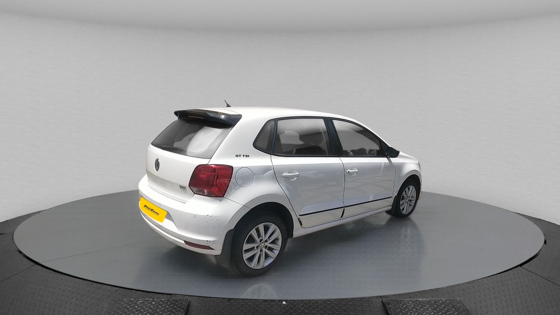 Polo image 7 Polo image 7