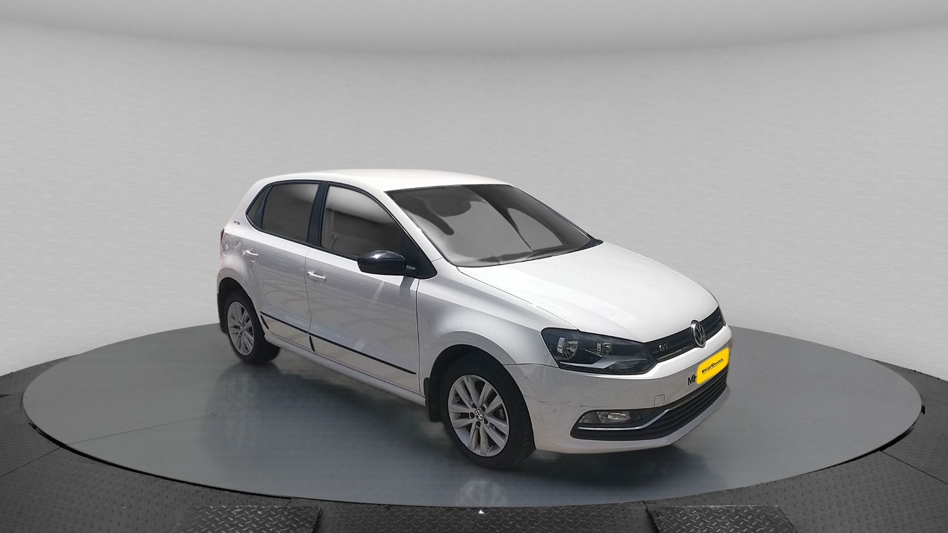 Polo image 5 Polo image 5