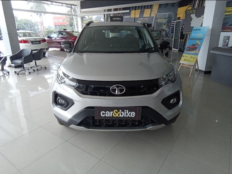 View 2021 Tata Nexon Revotron XZ Image 2 Used 2021 Tata Nexon Revotron XZ Image 2
