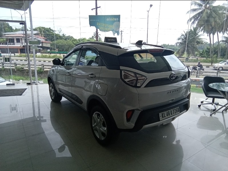 View 2021 Tata Nexon Revotron XZ Image 6 Used 2021 Tata Nexon Revotron XZ Image 6