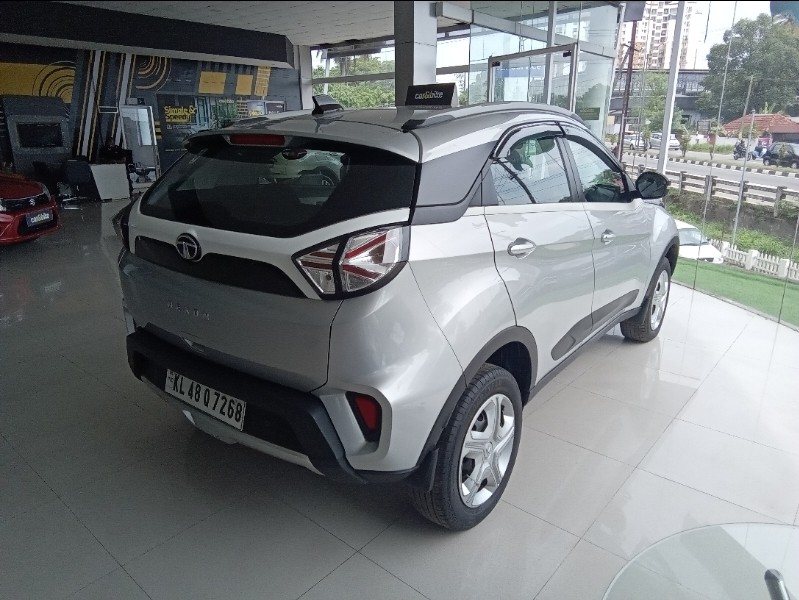 View 2021 Tata Nexon Revotron XZ Image 8 Used 2021 Tata Nexon Revotron XZ Image 8