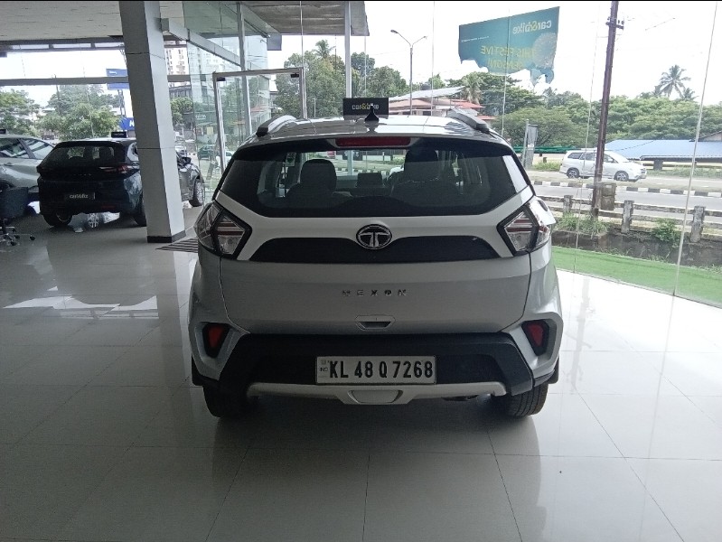 View 2021 Tata Nexon Revotron XZ Image 3 Used 2021 Tata Nexon Revotron XZ Image 3