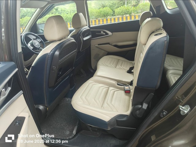 View Kia Carens Image 17 Used Kia Carens Image 17