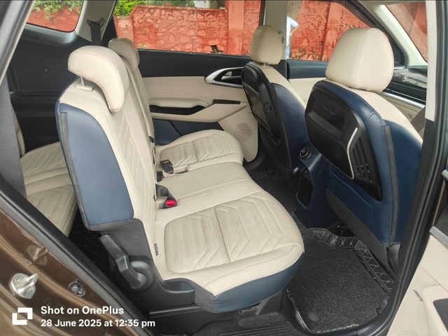 View Kia Carens Image 12 Used Kia Carens Image 12