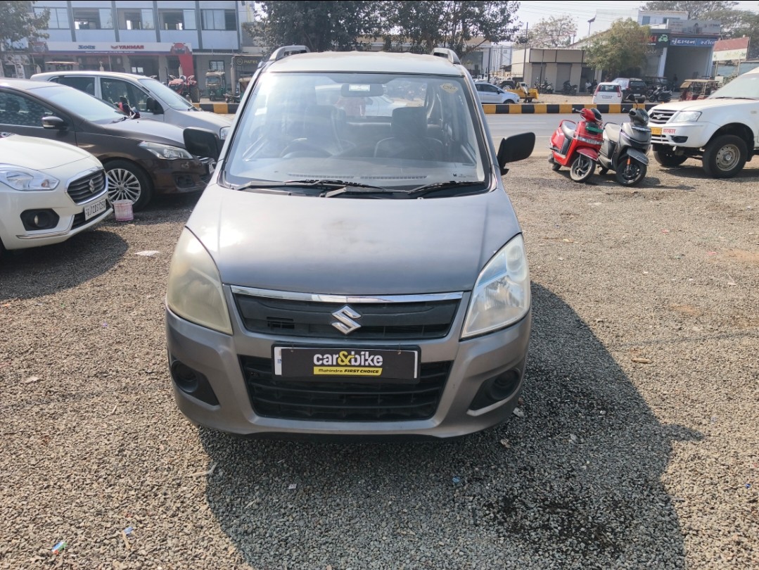 View 2016 Maruti Suzuki Wagon R LXI 1.0 BS IV Image 2 Used 2016 Maruti Suzuki Wagon R LXI 1.0 BS IV Image 2