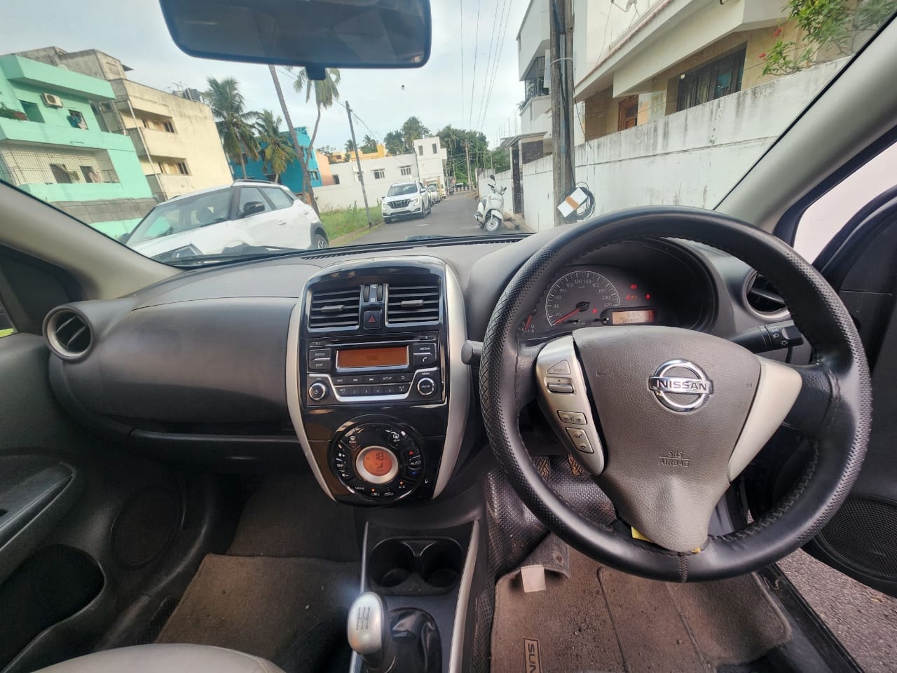 View 2017 Nissan Sunny XL Diesel Image 14 Used 2017 Nissan Sunny XL Diesel Image 14