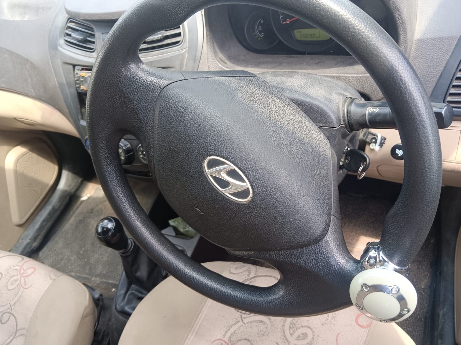 View 2012 Hyundai EON D-Lite Image 15 Used 2012 Hyundai EON D-Lite Image 15
