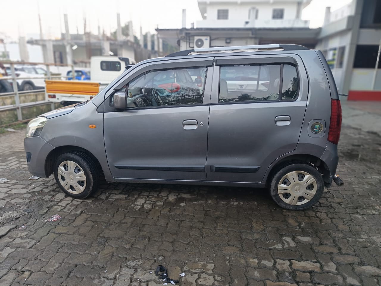 Used 2013 Maruti Suzuki Wagon R Used 2013 Maruti Suzuki Wagon R