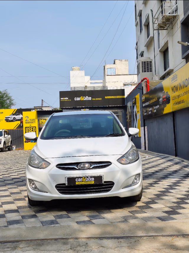 View Hyundai Fluidic Verna Image 2 Used Hyundai Fluidic Verna Image 2